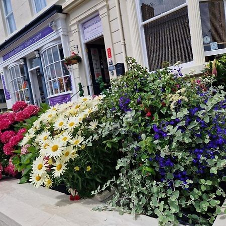 Burleigh Guest House Llandudno Buitenkant foto