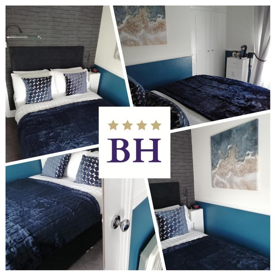Burleigh Guest House Llandudno Buitenkant foto
