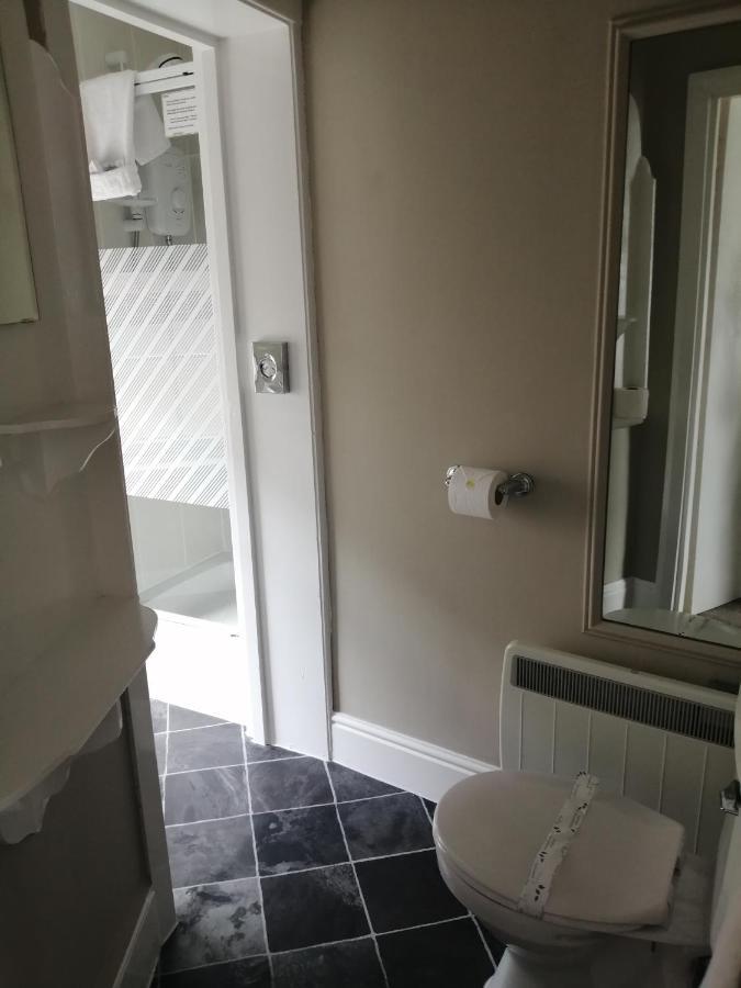 Burleigh Guest House Llandudno Buitenkant foto
